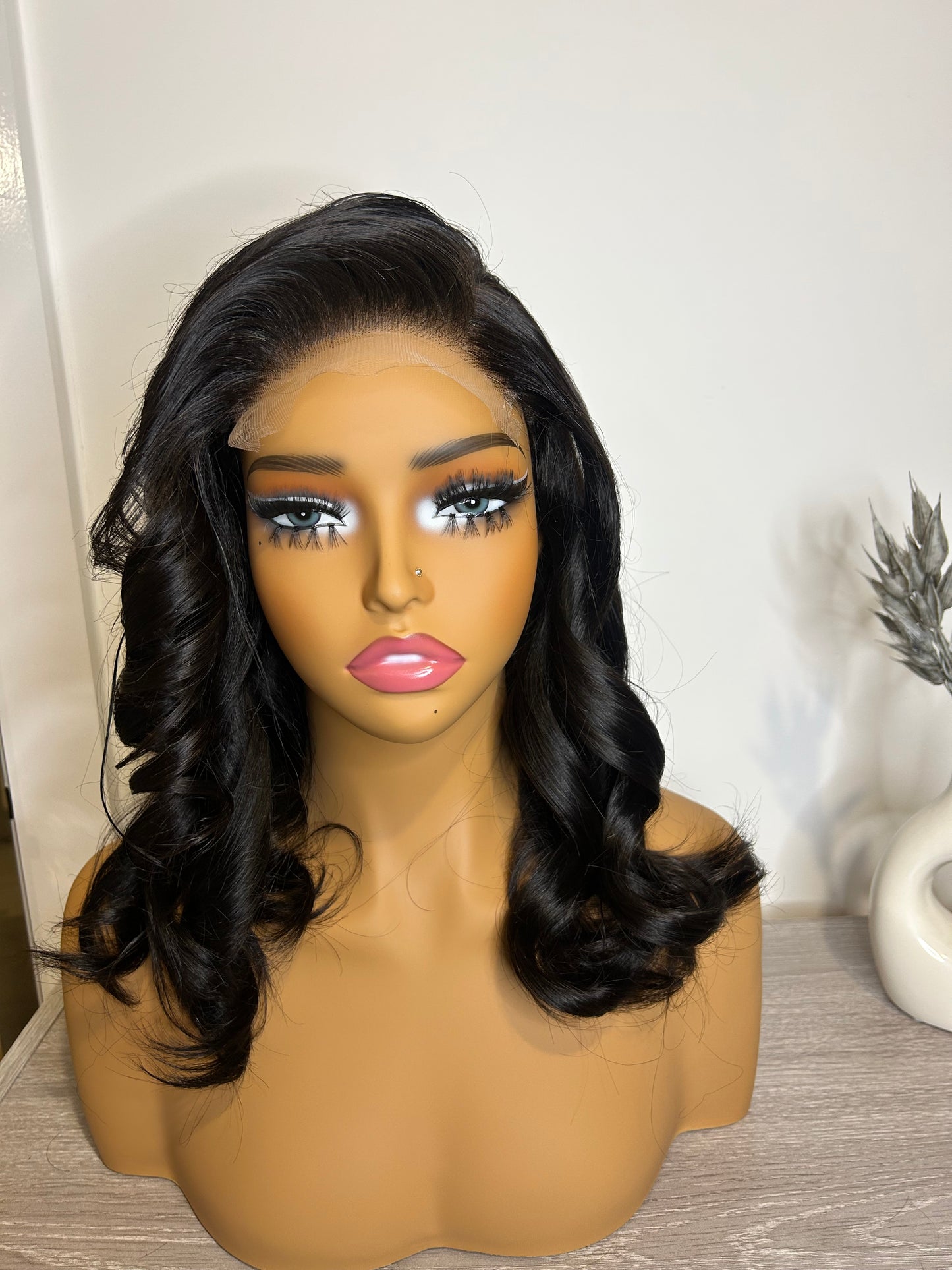 Luxury Vietnamese donor hair
300g SDD HD Lace 5x5