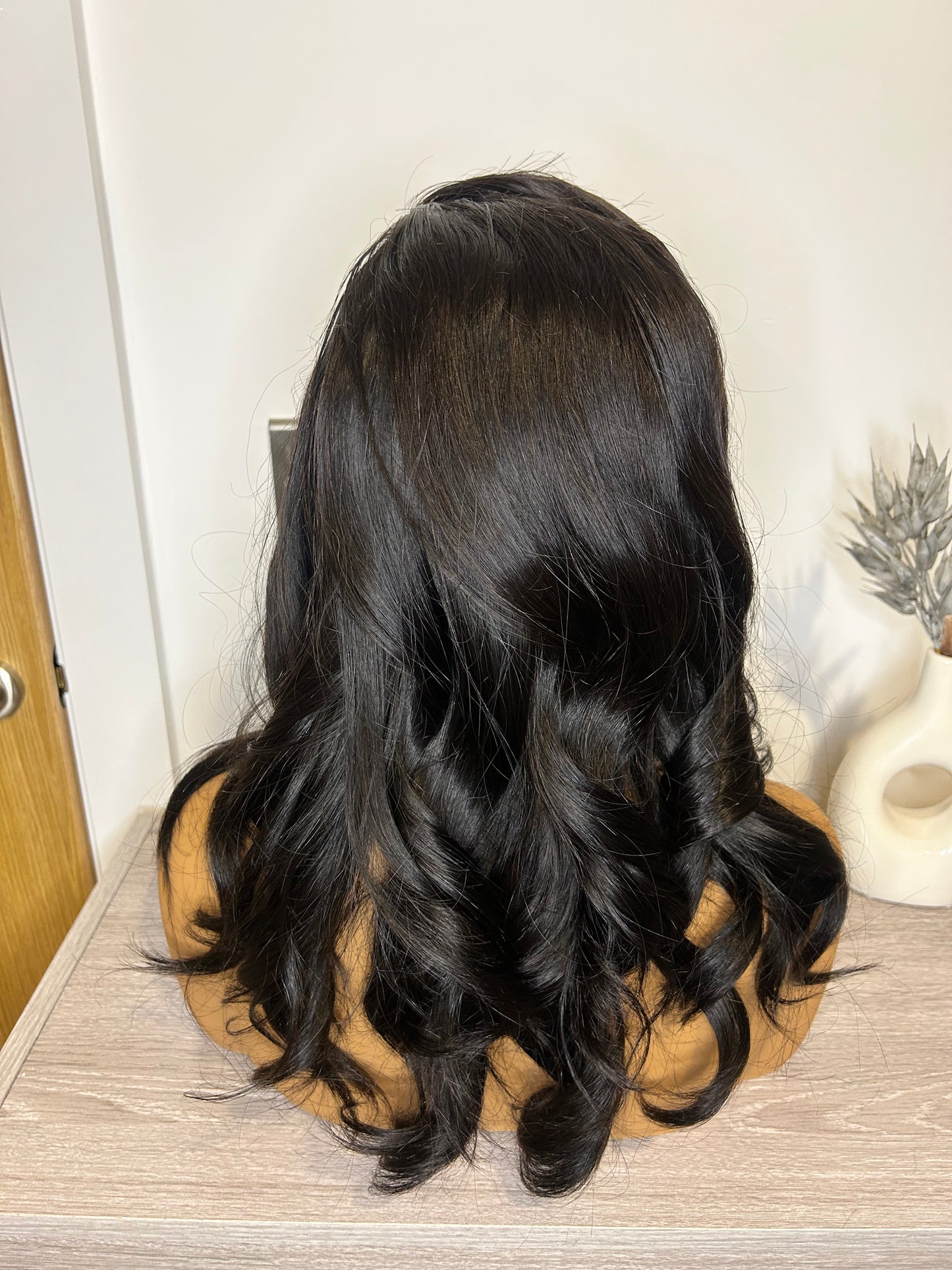 Luxury Vietnamese donor hair
300g SDD HD Lace 5x5