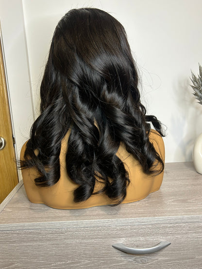 Luxury Vietnamese donor hair
300g SDD HD Lace 5x5