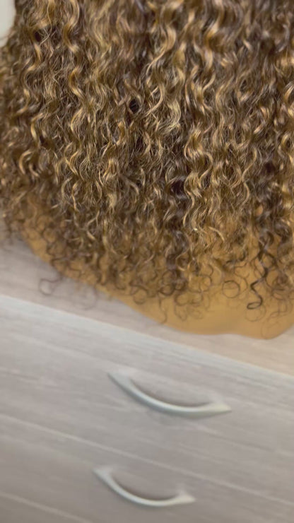 Luxury Curly highlight wig. 5x5 transparent lace frontal, 250g. 100% virgin human hair